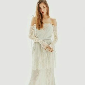 NWT Topshop off the shoulder dress